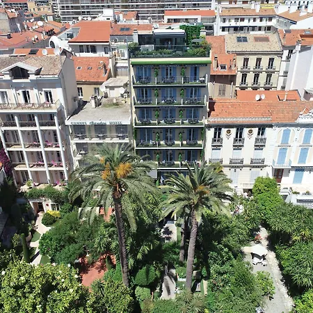 Hotel De Provence-3