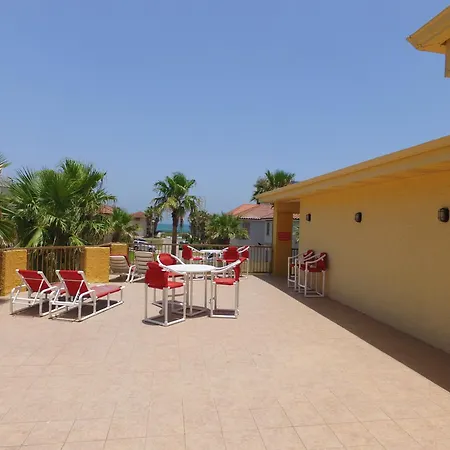 Ramada By Wyndham & Suites South Padre Island At The Beach-3