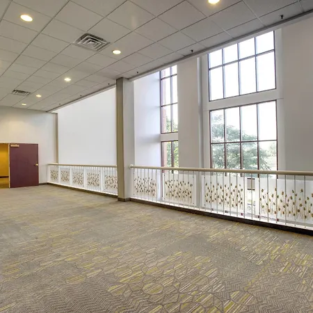 Springhill Suites By Marriott Lawrence Downtown-3