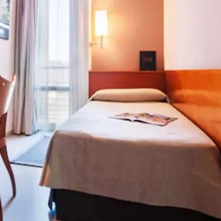Hotel Granollers-3