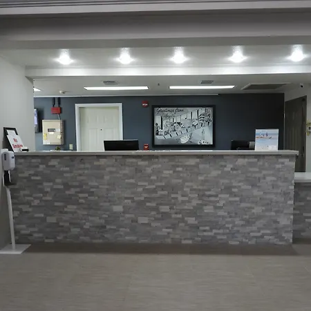 Baymont By Wyndham Lafayette Airport-2