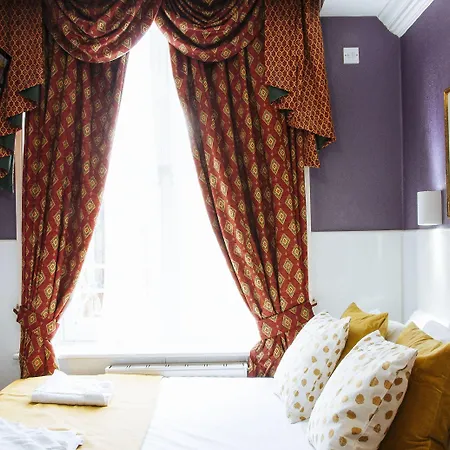 Lord Kensington Hotel-2