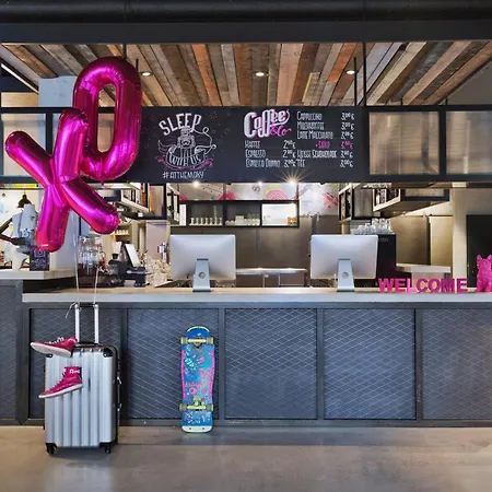 Moxy Berlin Humboldthain Park-2