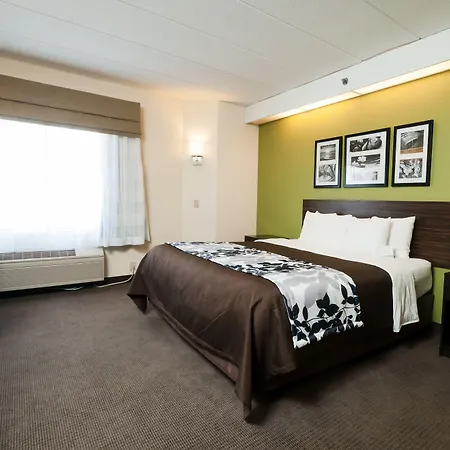 Sleep Inn & Suites Hagerstown-2