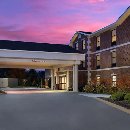 Hampton Inn & Suites Petoskey-3