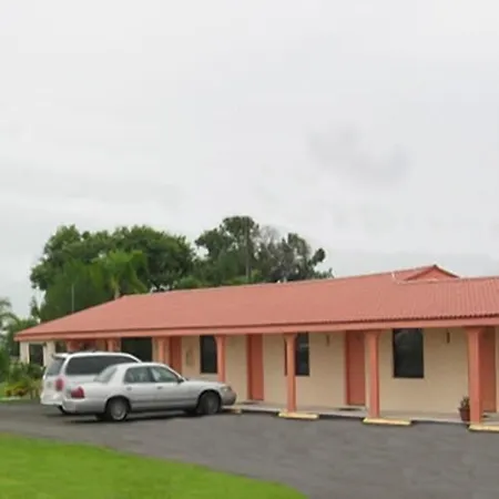 Scottish Inn - Okeechobee-3