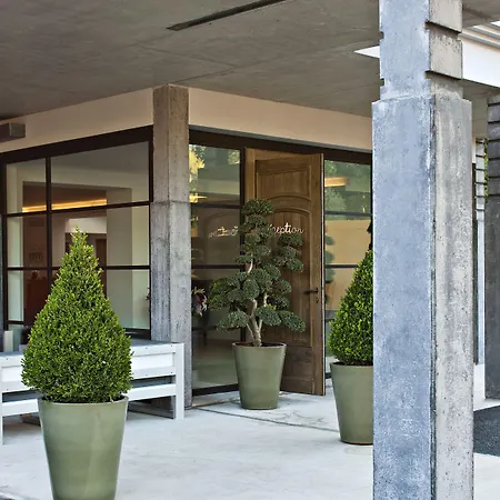 Best Western Plus Le Lavarin-2