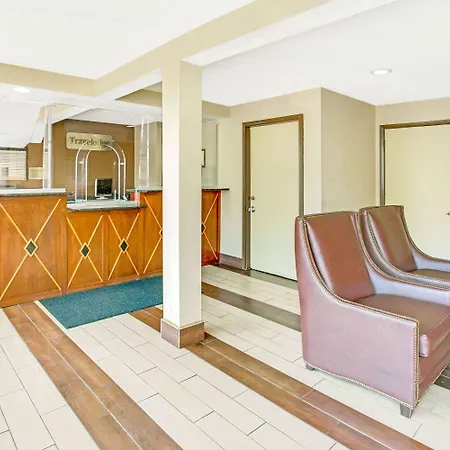 Travelodge By Wyndham Silver Spring-3