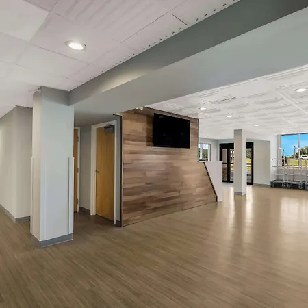 Surestay Plus Hotel By Best Western Sevierville-3