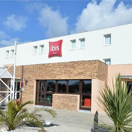 Ibis Auray-2