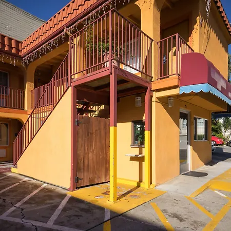 Inn At Golden Gate-2