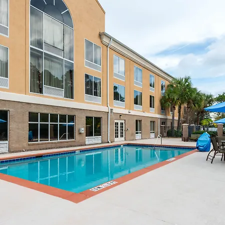 Best Western Plus Flagler Beach Area Inn & Suites-3