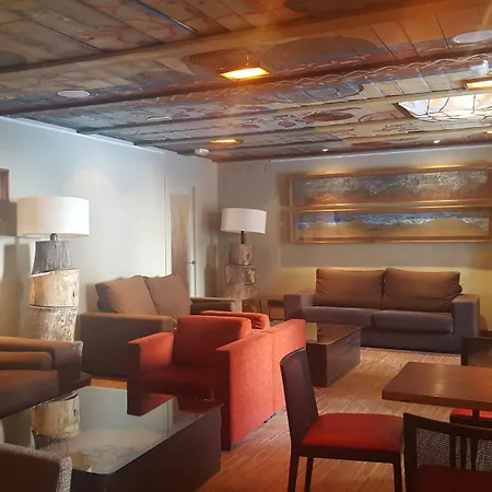 Hotel Santa Cristina Petit Spa-3