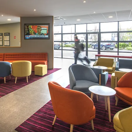 Travelodge Plus Galway-3