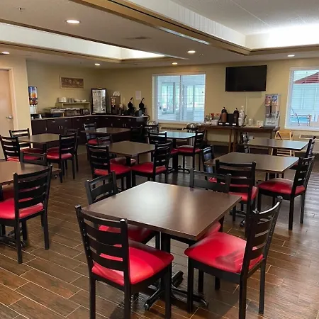 Red Roof Inn Sandusky - Milan-2