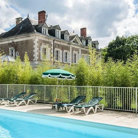 Logis Domaine De Valaudran-2
