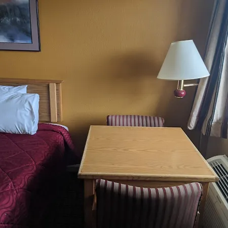Executive Inn-3