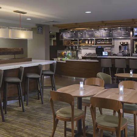 Courtyard By Marriott Daytona Beach Speedway/Airport-3