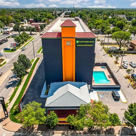 Wyndham Garden Wichita Downtown-3