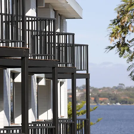 Lodestar Waterside Apartments-3