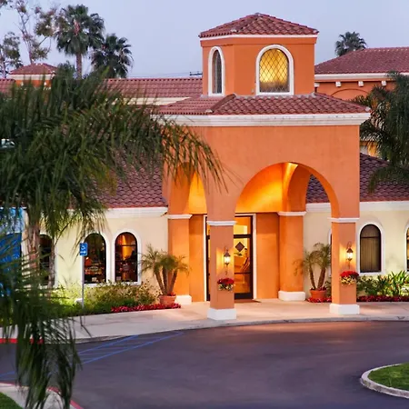 Cortona Inn And Suites Anaheim Resort-2