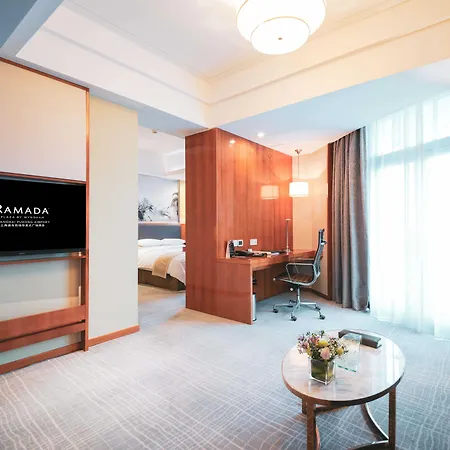 Ramada Plaza Shanghai Pudong Airport-2