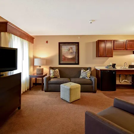 Grandstay Hotel & Suites La Crosse-3