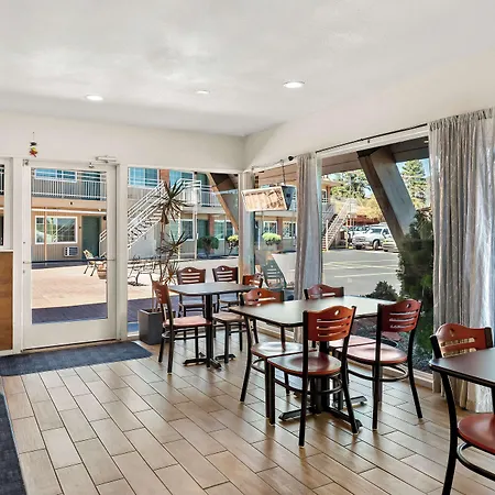Americas Best Value Inn And Suites Flagstaff-2