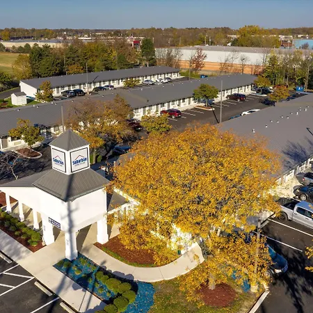 Suburban Studios Mentor - Cleveland Northeast-2