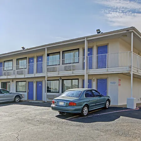 Motel 6 Denton, Tx - Unt-3