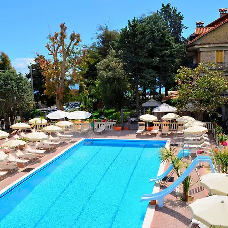 La Riserva Di Castel D'Appio- Charme & Relax-2