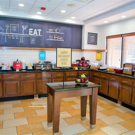 Hampton Inn Lewisburg-2