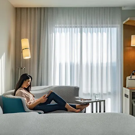 Courtyard By Marriott Morgantown-3