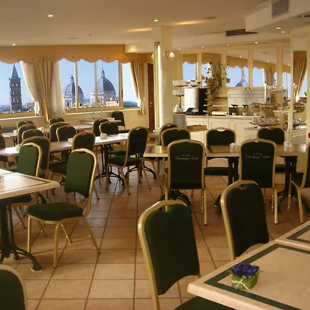 Hotel Champagne Palace-3