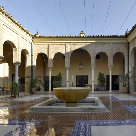 Parador De Carmona-2
