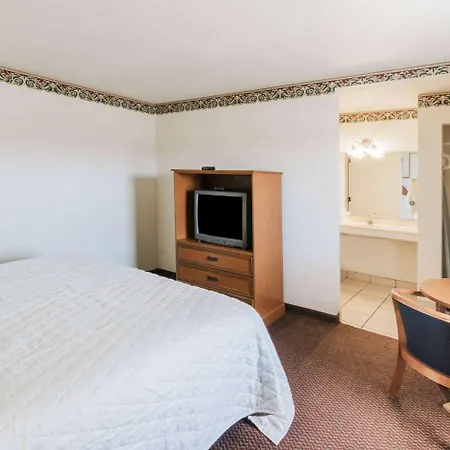 Travelodge By Wyndham Temple-2