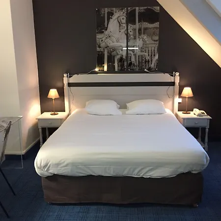 Hotel Le Cardinal Rueil Centre-3