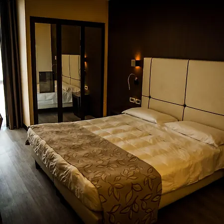 Quality Hotel Delfino Venezia Mestre-2