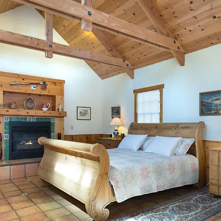 Homestead Cottages-3