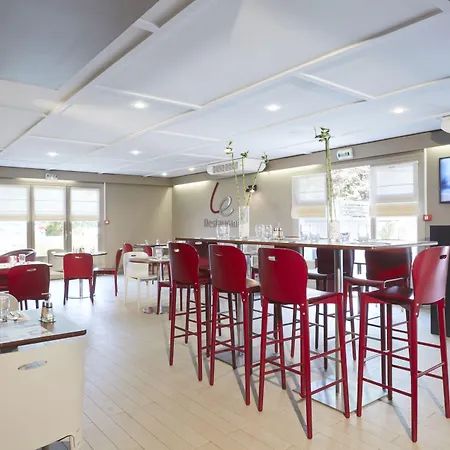 Campanile Salon-De-Provence-3