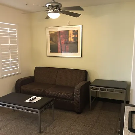 Hawthorn Suites-3