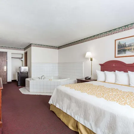 Days Inn By Wyndham Evanston Wy-2