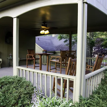 Hillwinds Inn - Blowing Rock-3