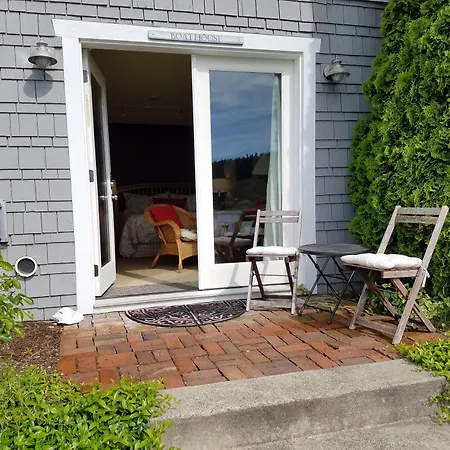 Waterfront Inn-3