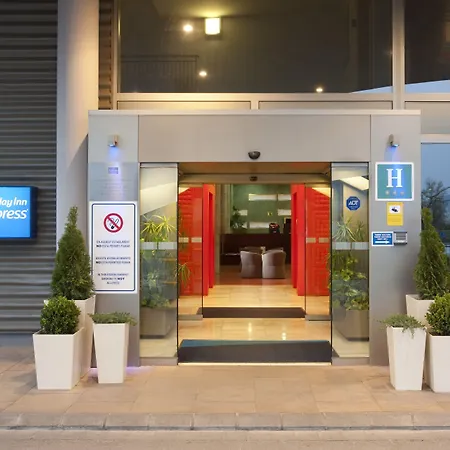 Holiday Inn Express Molins De Rei By Ihg-3