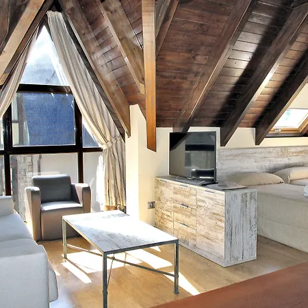 Aparthotel La Vall Blanca-3
