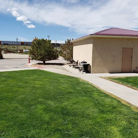 Comfort Inn & Suites Rawlins-2