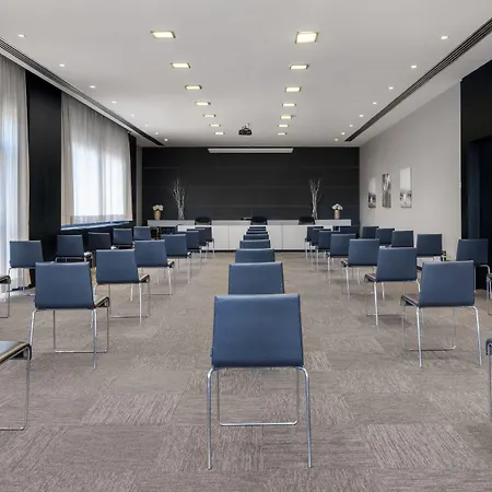 Ac Hotel By Marriott Pisa-3