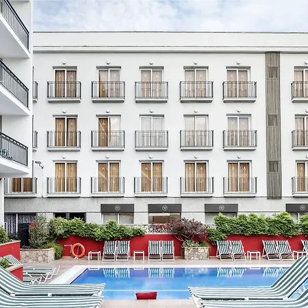 Aqua Hotel Bertran Park-2