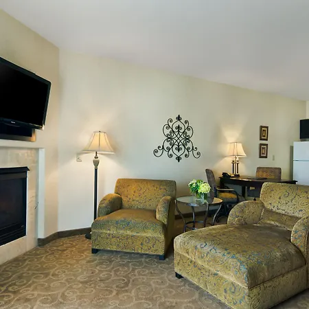 Oxford Suites Boise-3
